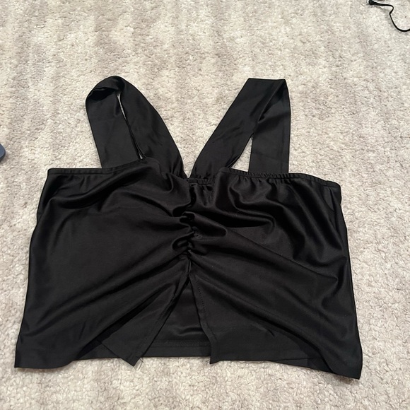 Top - Picture 2 of 3